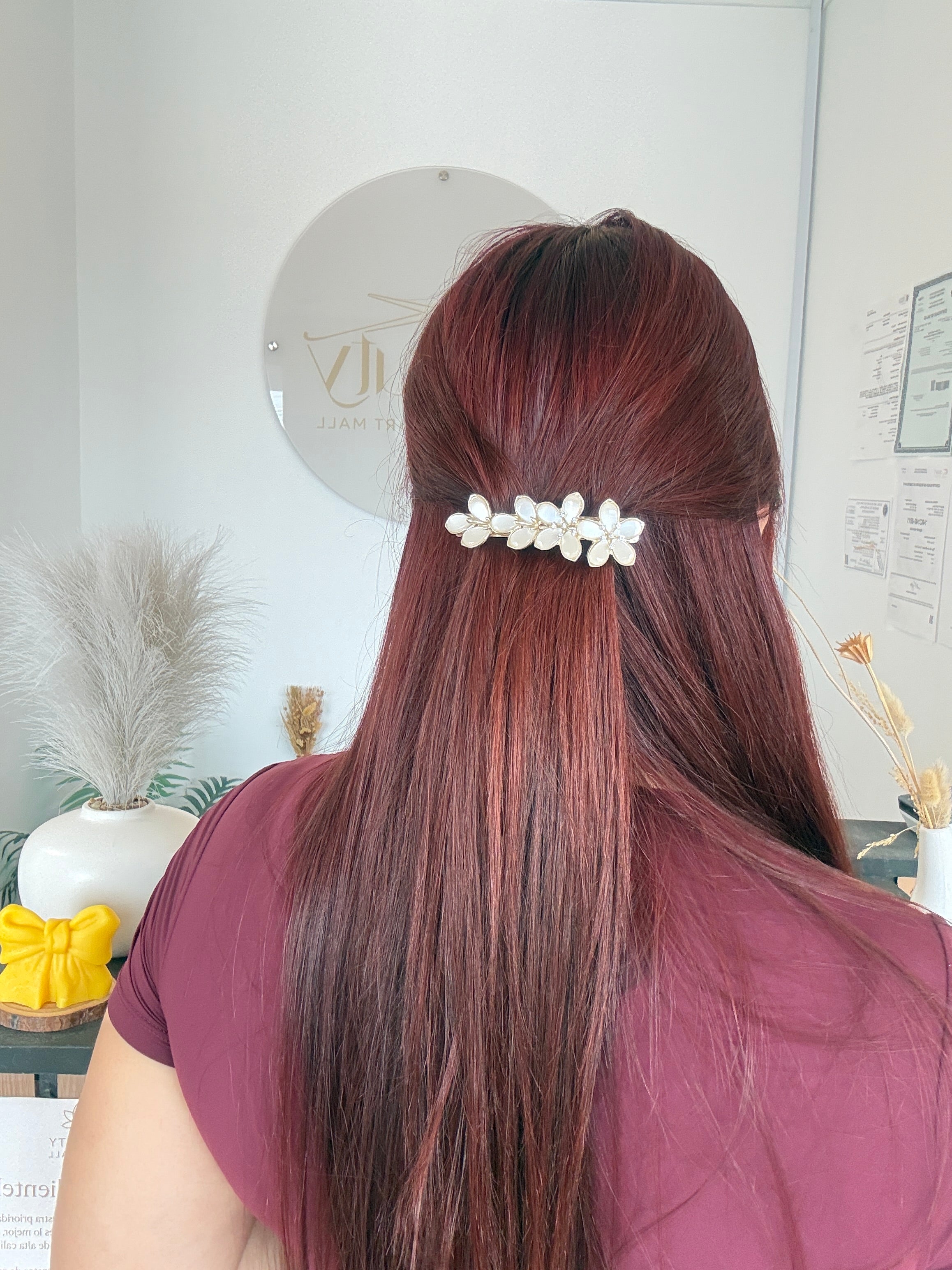 Ivory Bloom Clip