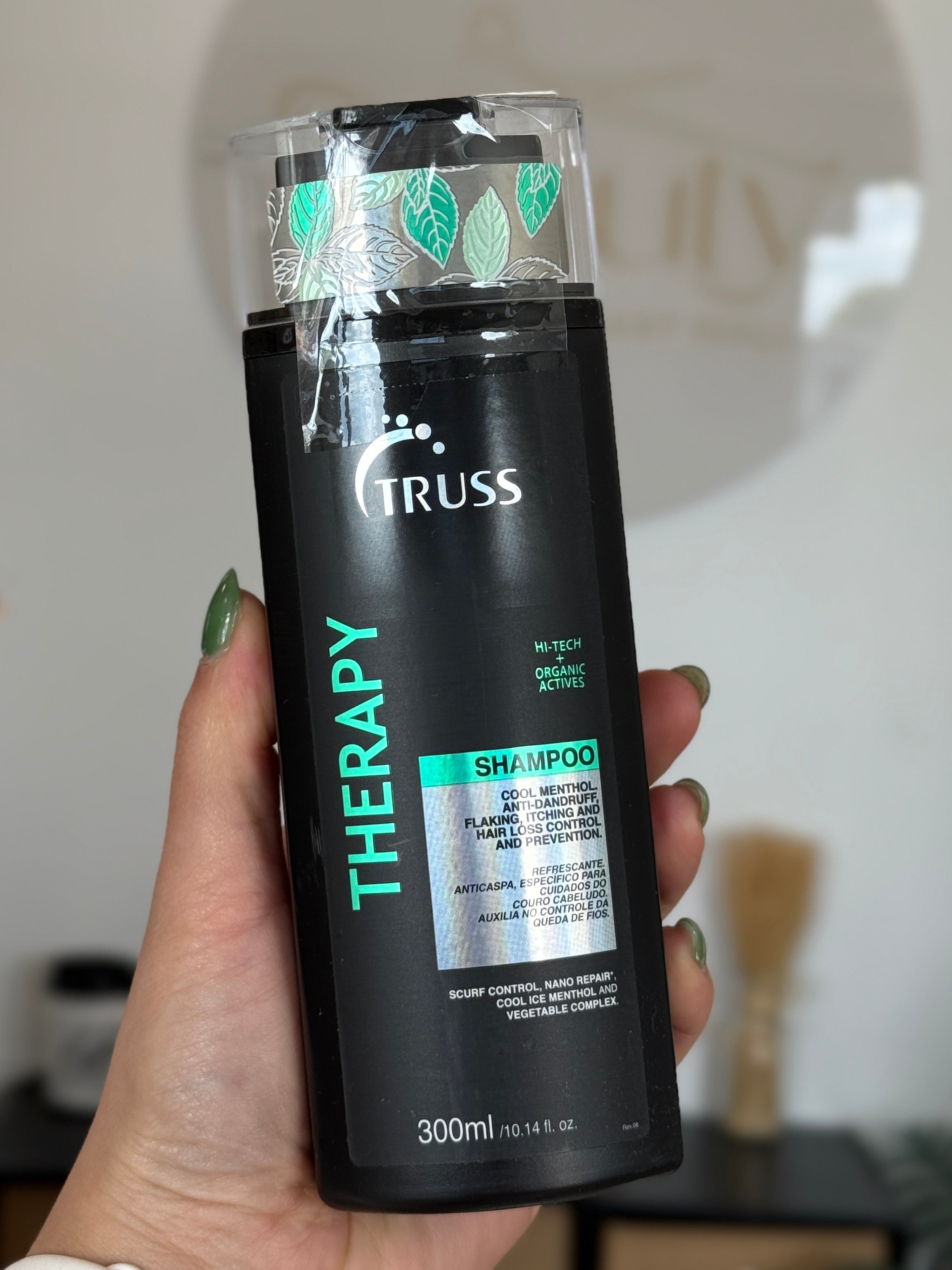 Truss Therapy Shampoo