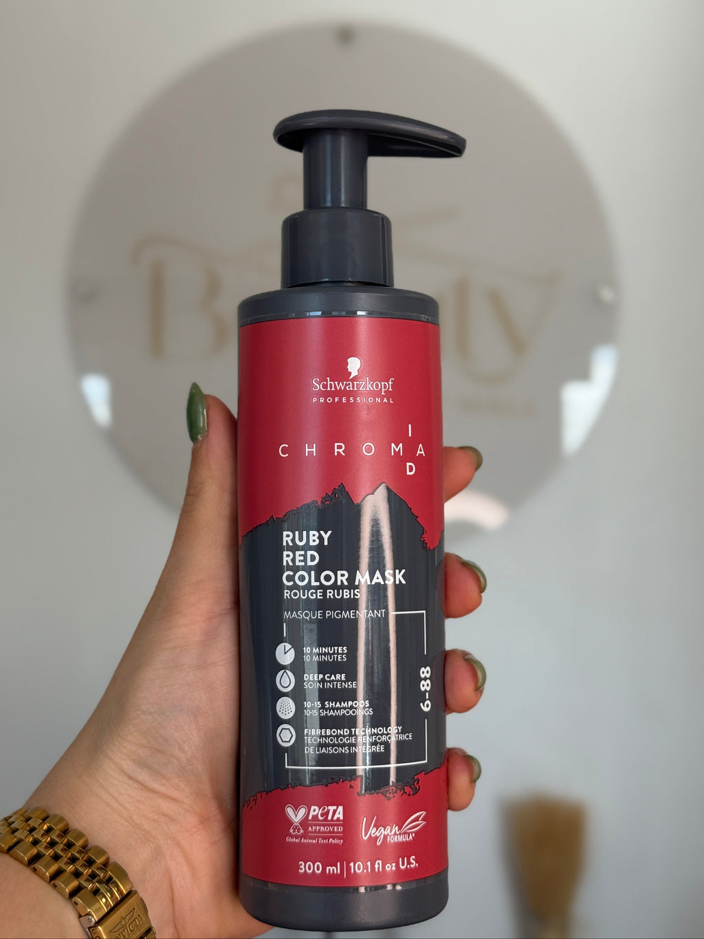 ScHwarzkopf Chroma ID 6-88 Ruby Red