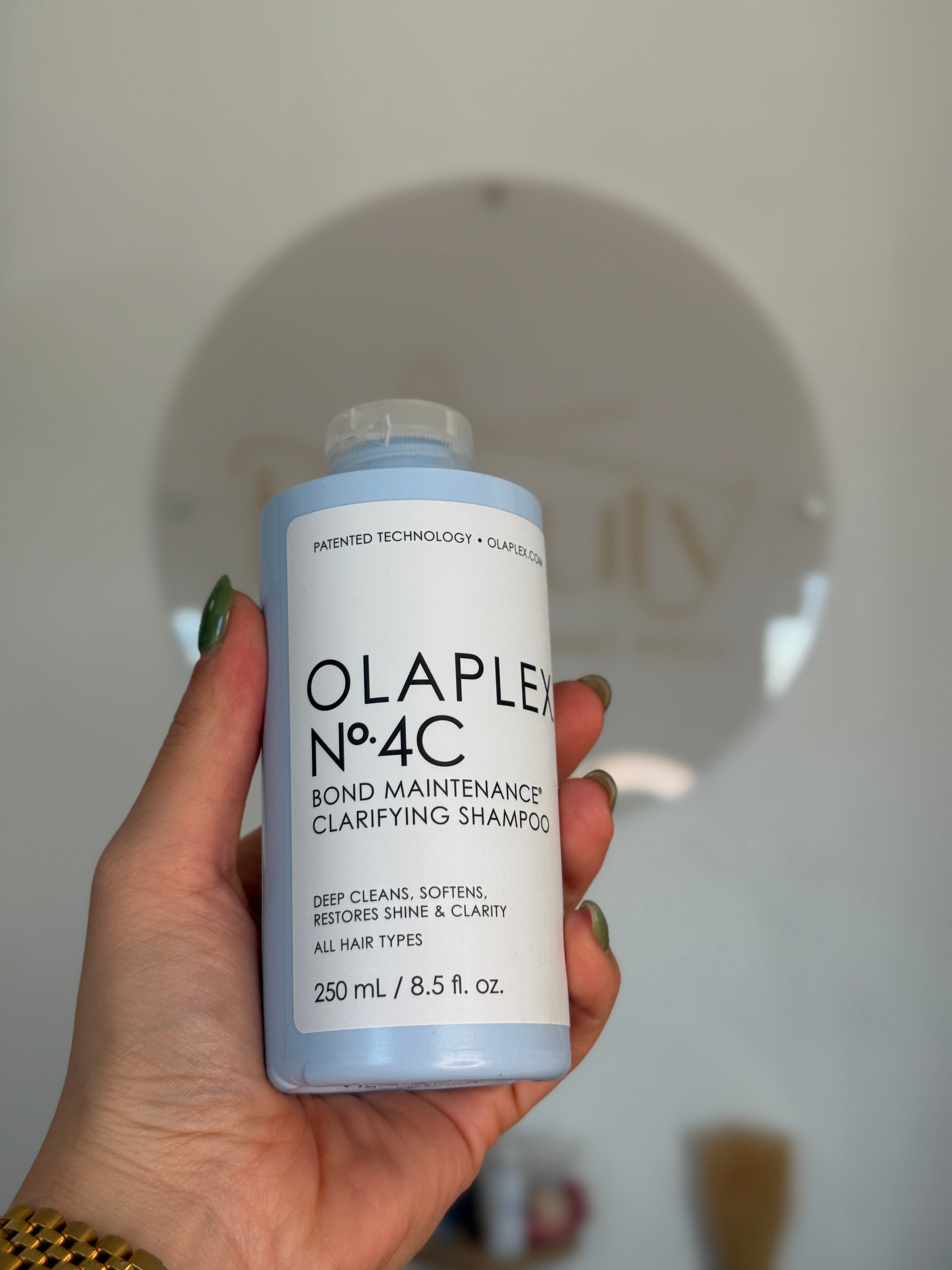 Olaplex #4C Bond Maintenance Clarifying Shampoo