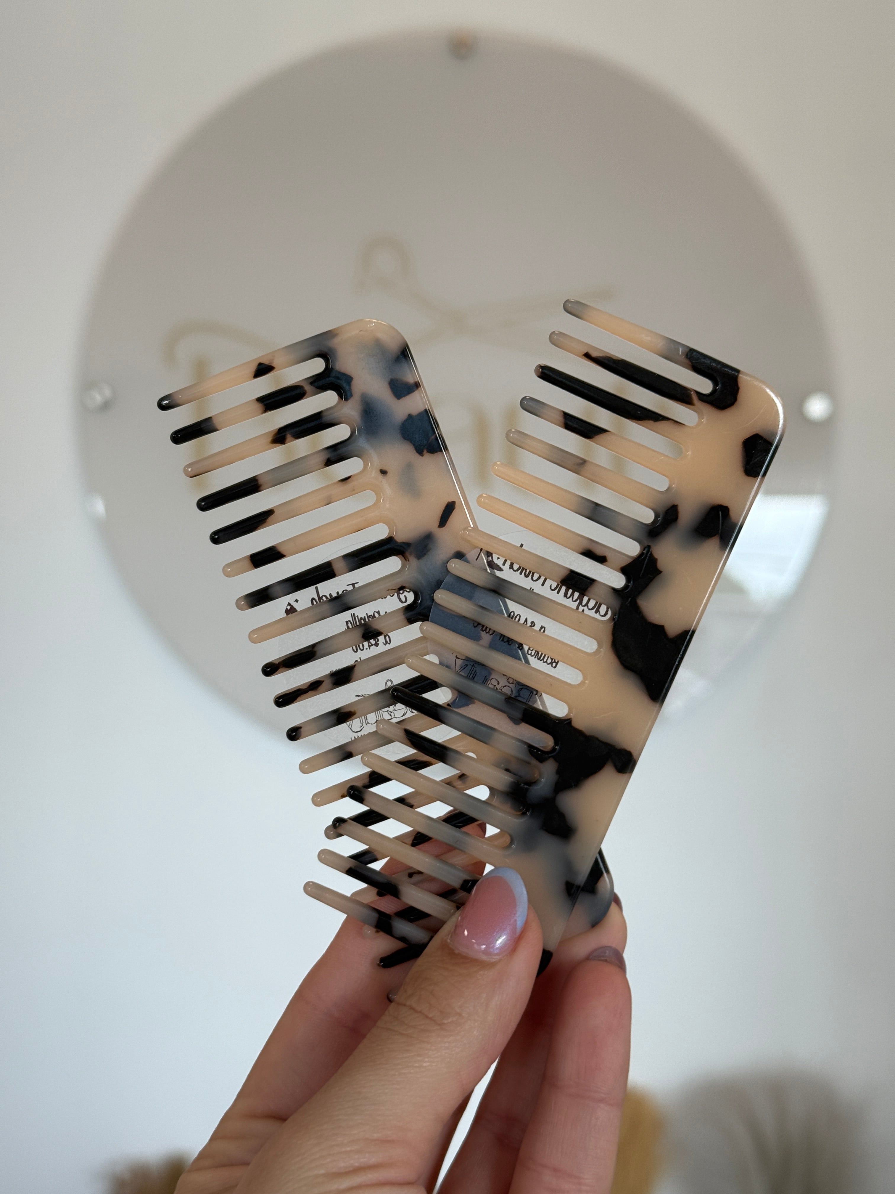 Elegant Touch Comb
