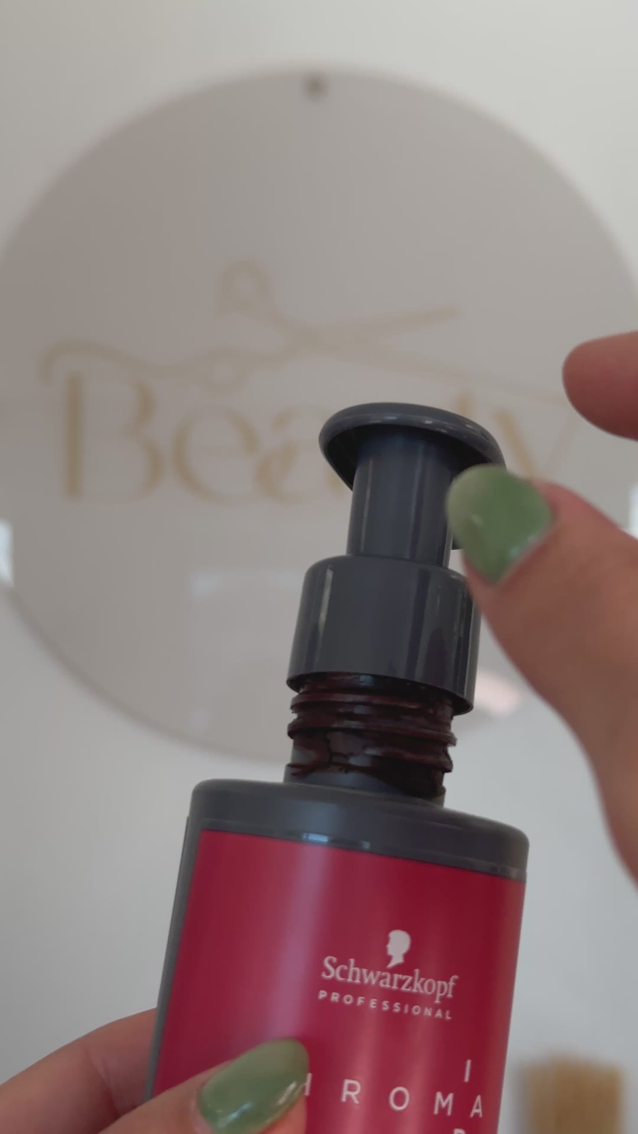 ScHwarzkopf Chroma ID 6-88 Ruby Red
